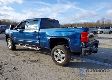 2019 Chevrolet Silverado K2500 High Country z USA, uszkodzony, nr VIN 1GC1KUEY1KF117252